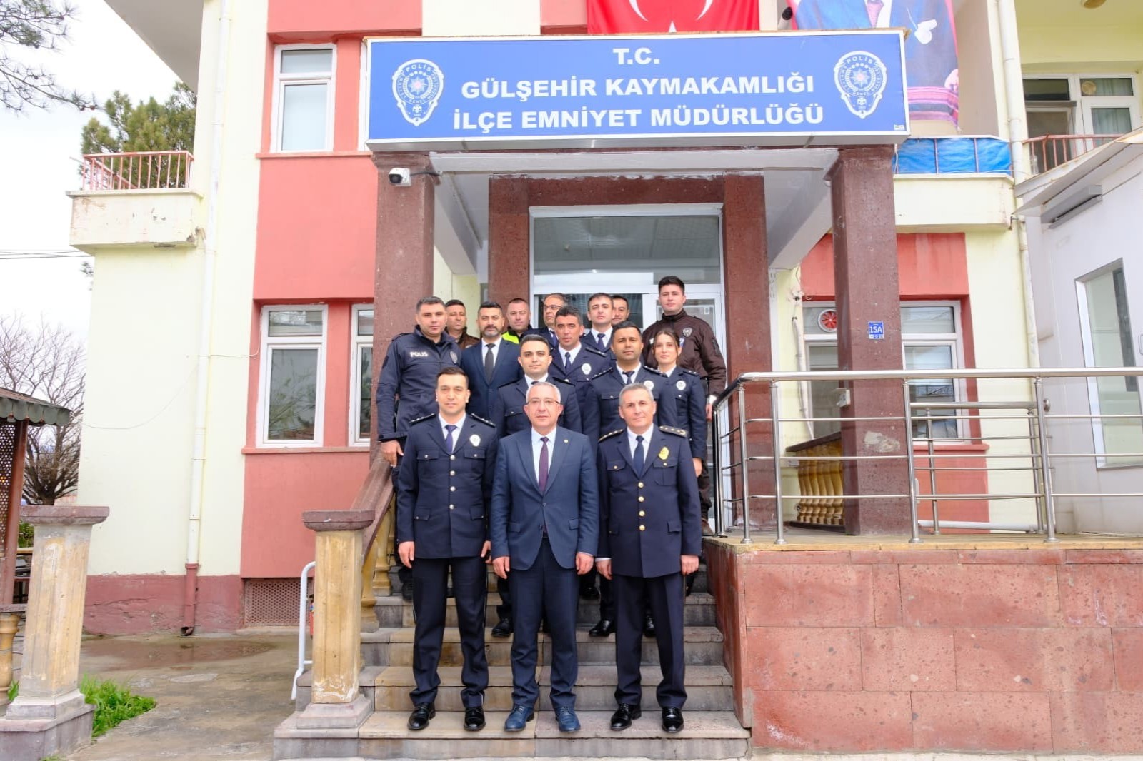 Polis Haftası’nda Emniyet Teşkilatına Anlamlı Ziyaret