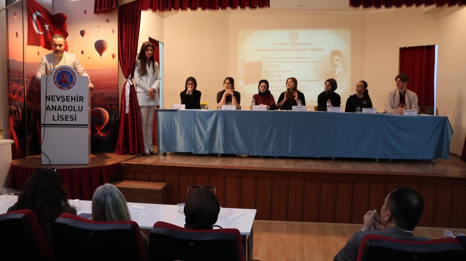 “Safahat Okumaları Söyleşisi” Öğrencilerimizin Katılımıyla Gerçekleştirildi